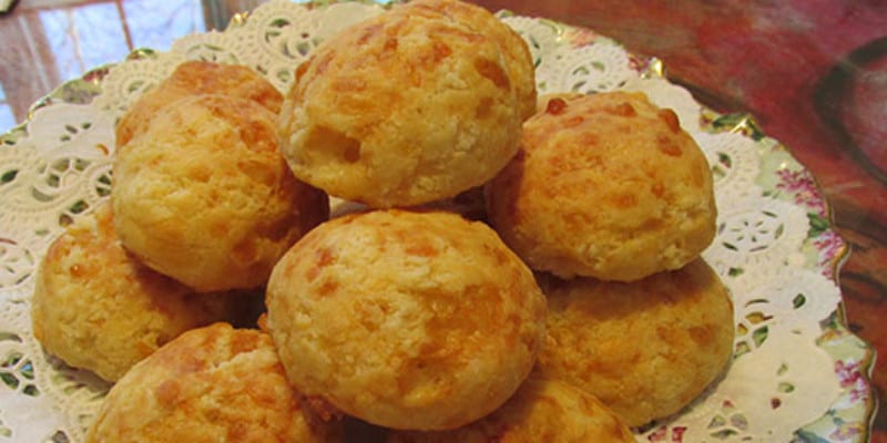 A plate of cheesy biscuits
